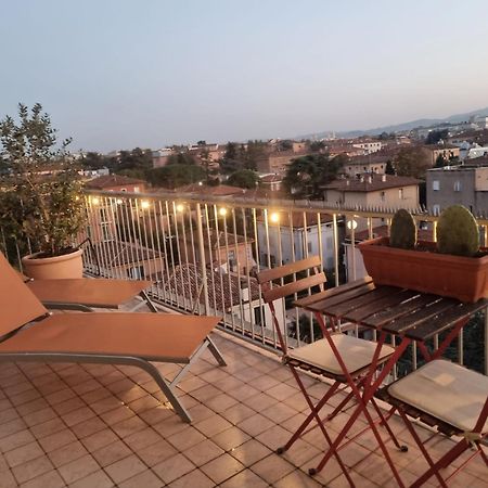 Bellavista Panoramic Terrace Appartamento Con Terrazza Zona Sant Orsola โบโลญญา ภายนอก รูปภาพ