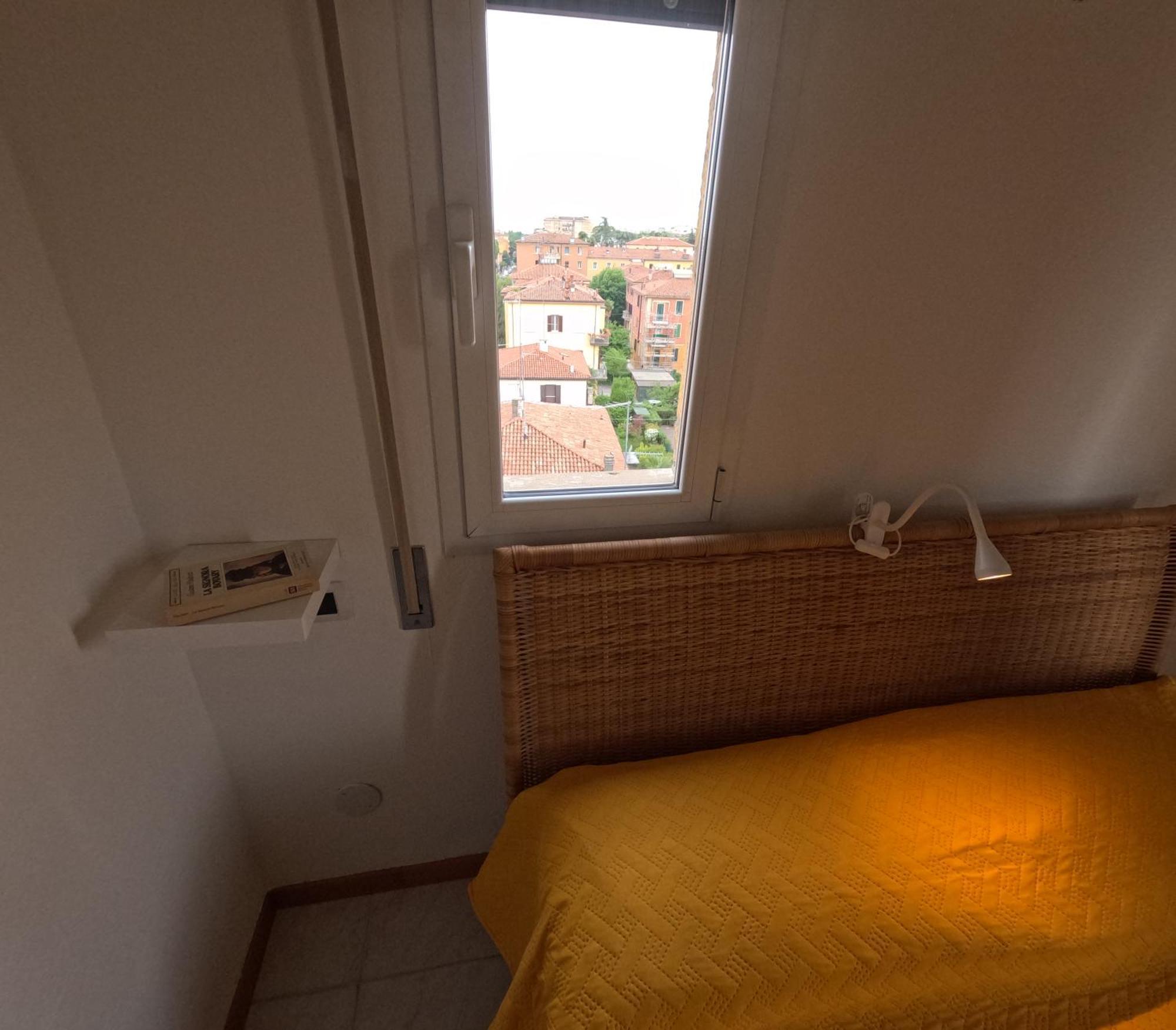 Bellavista Panoramic Terrace Appartamento Con Terrazza Zona Sant Orsola โบโลญญา ภายนอก รูปภาพ