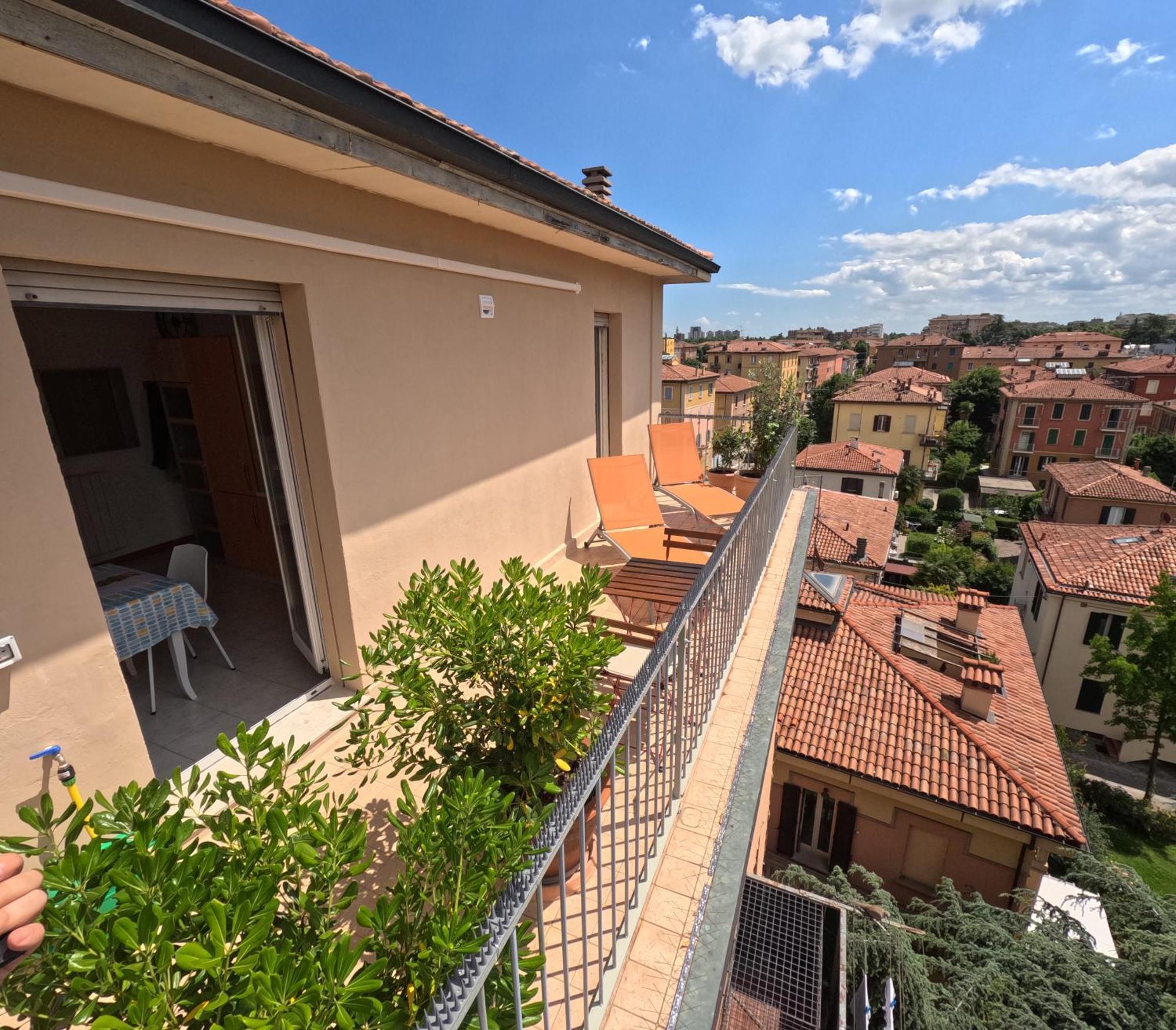 Bellavista Panoramic Terrace Appartamento Con Terrazza Zona Sant Orsola โบโลญญา ภายนอก รูปภาพ