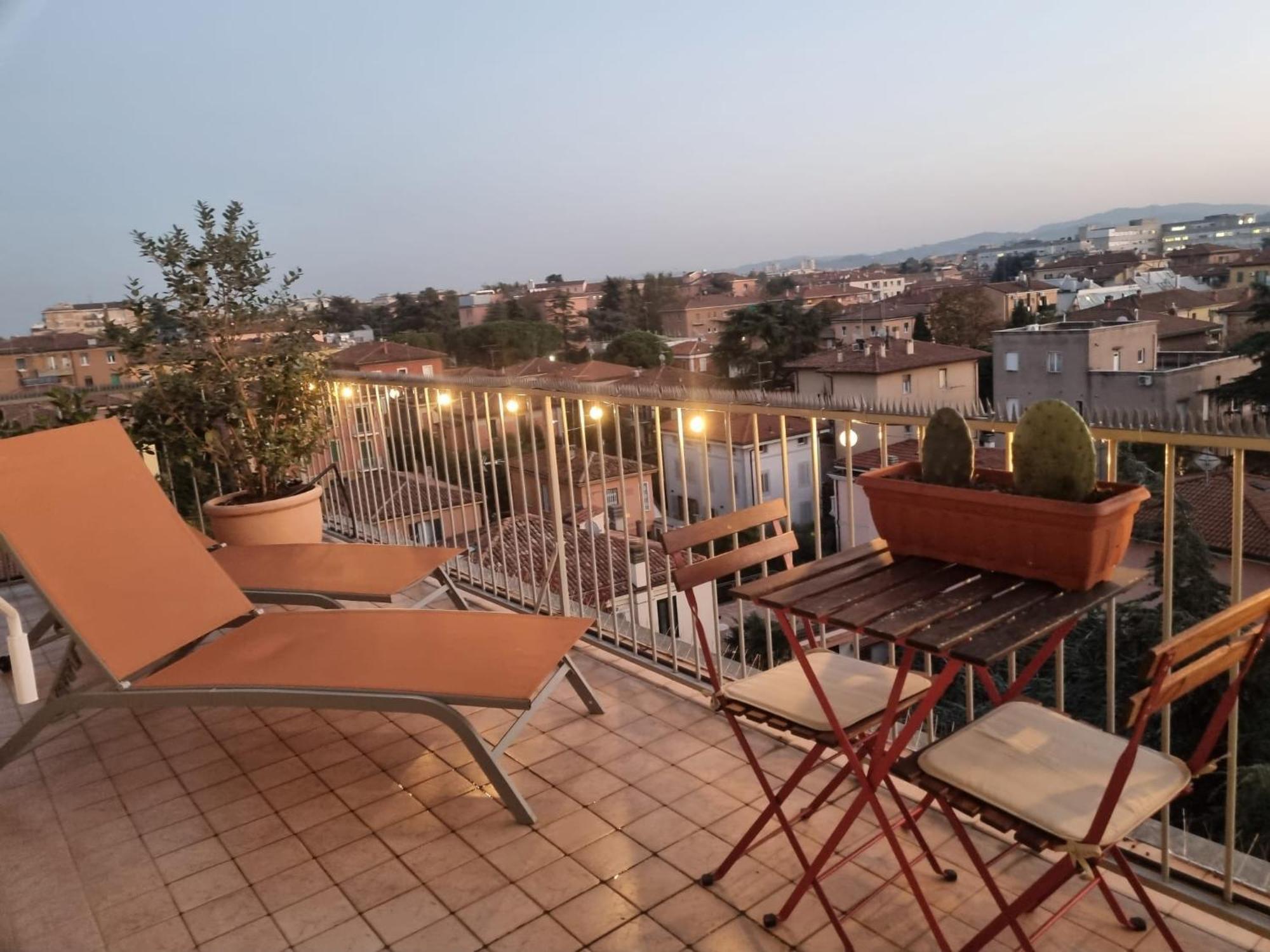 Bellavista Panoramic Terrace Appartamento Con Terrazza Zona Sant Orsola โบโลญญา ภายนอก รูปภาพ